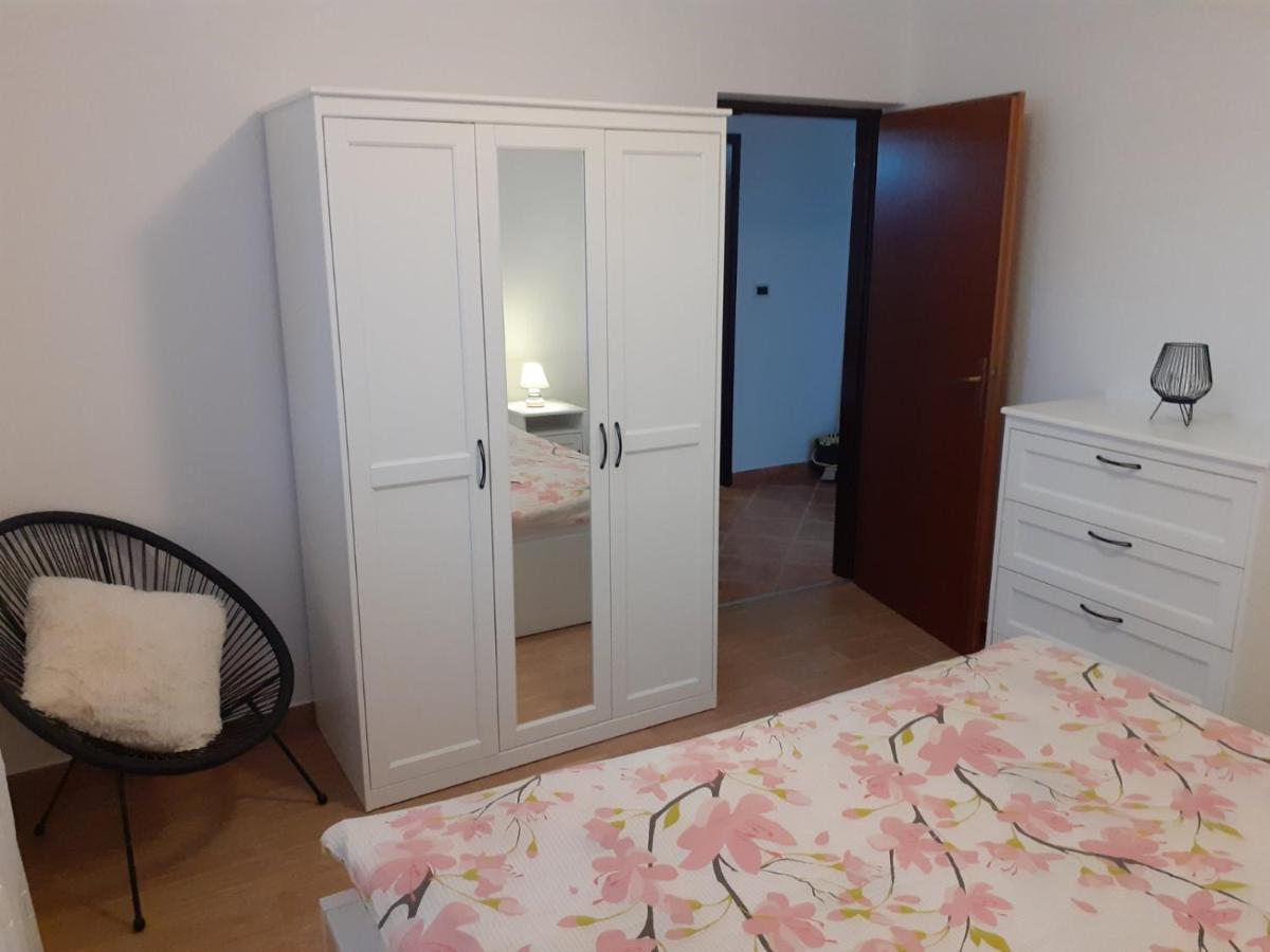 Charming In * Pula