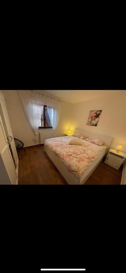 Charming In * Pula