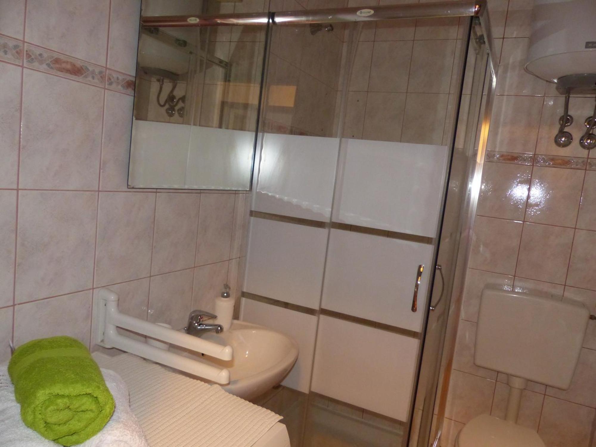 Apartment Charming In *